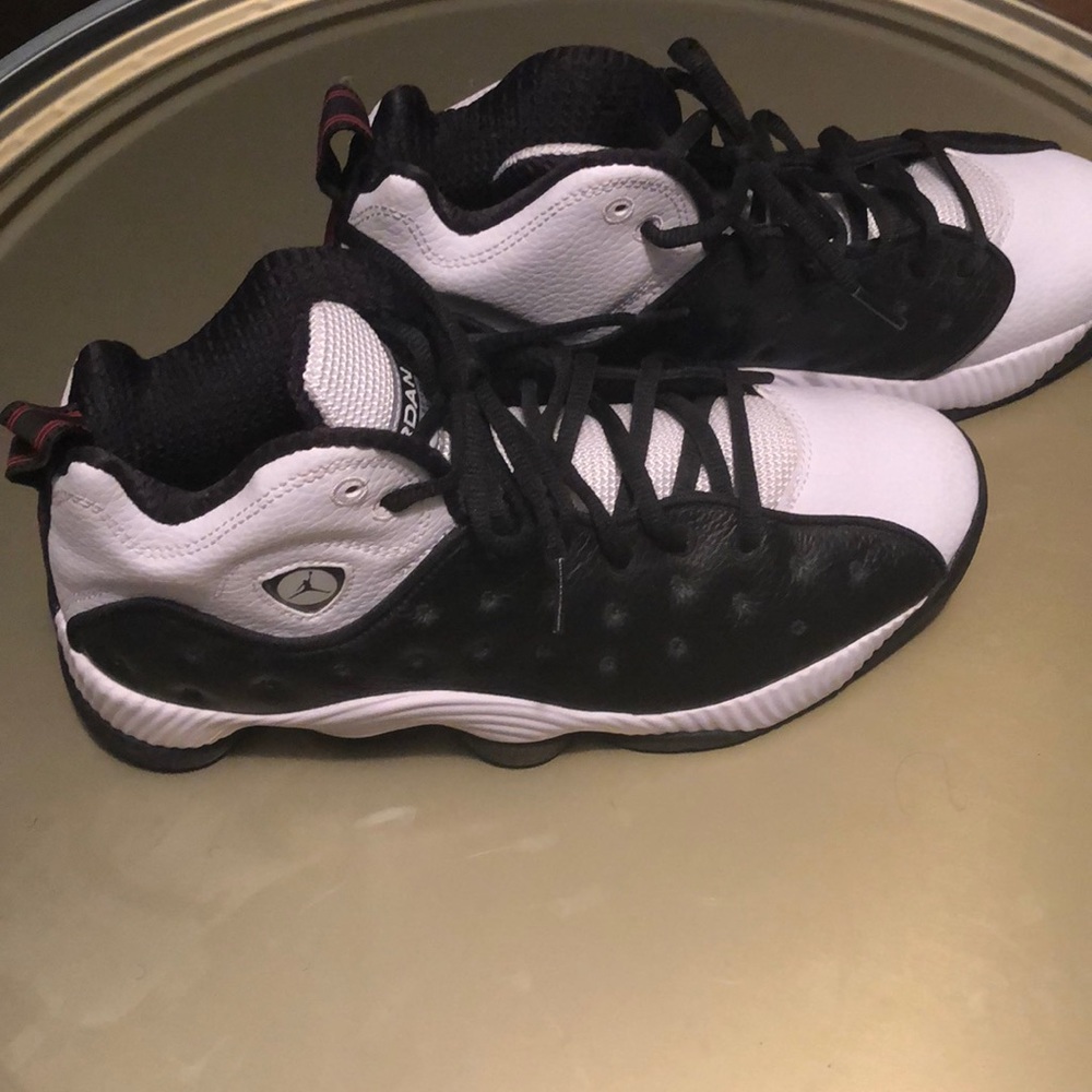 Jordan Jumpman Team II “Mens size 8”